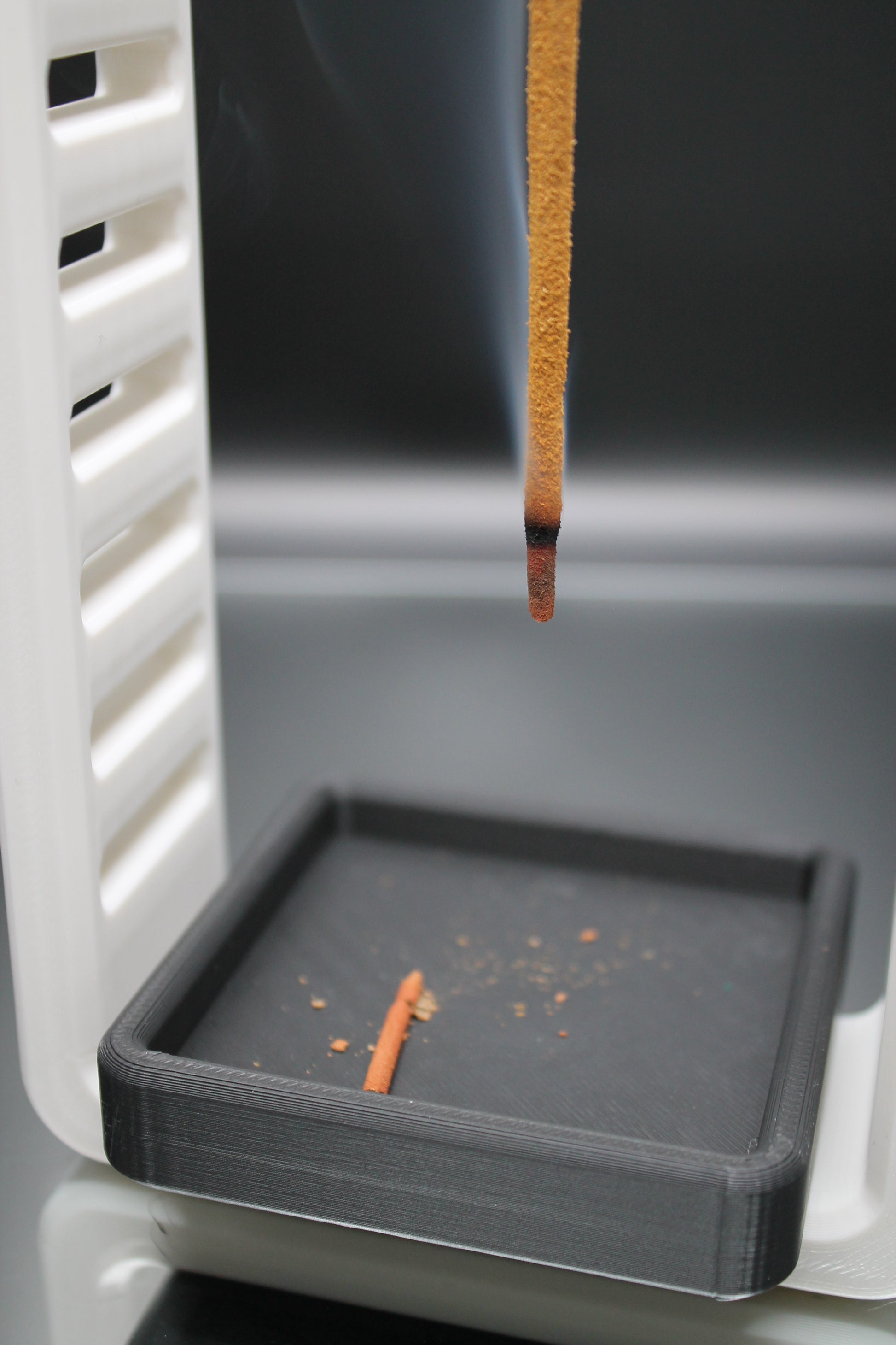 Ashdrop Räucherstäbchenhalter